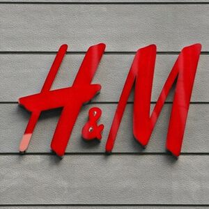 JAPAN SWEDEN H&M