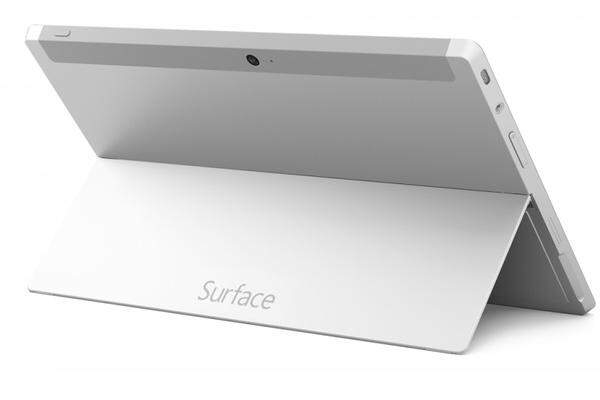 Bei beiden Modellen hat Microsoft einen besseren Akku verbaut - bei dem Surface 2 Pro soll die Laufzeit gar 75 Prozent länger sein. Die Akkulaufzeit war einer der größten Kritikpunkte an der ersten Surface-Generation.