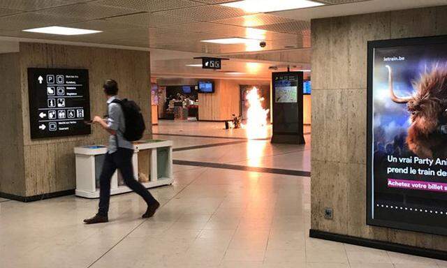Der Koffer eines Attentäters ging am Brüsseler Zentral-Bahnhof Flammen auf