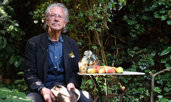 Kritik am Nobelpreis für Peter Handke kommt aus dem Kosovo und Bosnien-Herzegowina