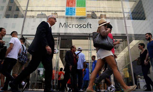 FILE PHOTO: A Microsoft store is pictured in New York City