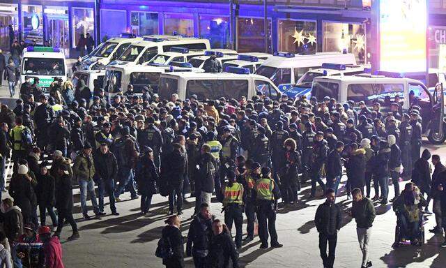 K�lner Polizeieinsatz in der Silvesternacht