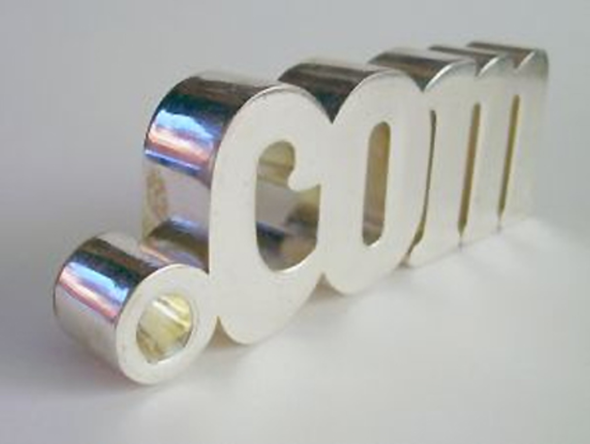 Mit dem Vormarsch des Internets kündigte sich eine digitale Revolution für unsere (Geschäfts-)Welt an. Im Rückblick kann man sagen: Ja, das Internet hat unsere Welt verändert. Doch offensichtlich gibt es keine Veränderung ohne Übertreibung.