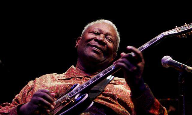 File picture shows B.B. King performing during concert in Cordoba