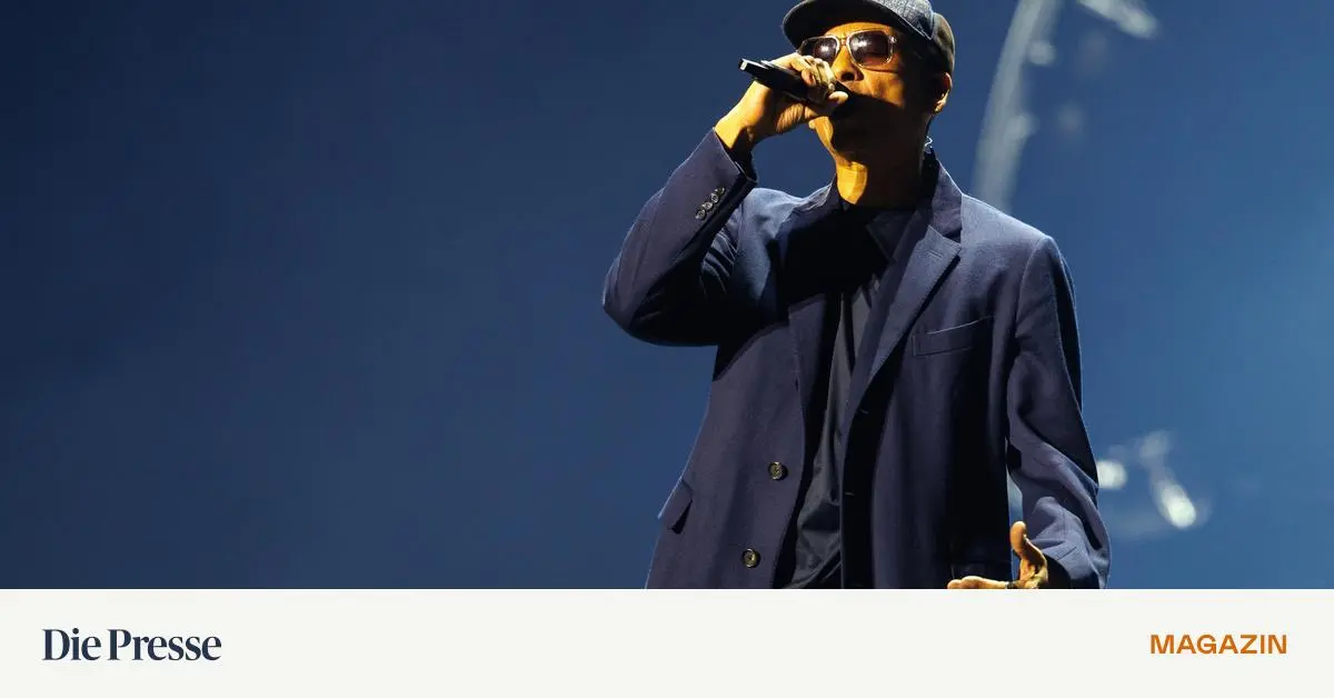 Obskure-Metaphern-und-haltloses-Pathos-das-betretene-Comeback-von-Xavier-Naidoo-in-der-Stadthalle-premium-