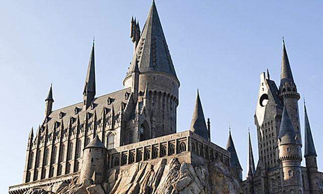Harry Potters Zauberschule Hogwarts fing Feuer
