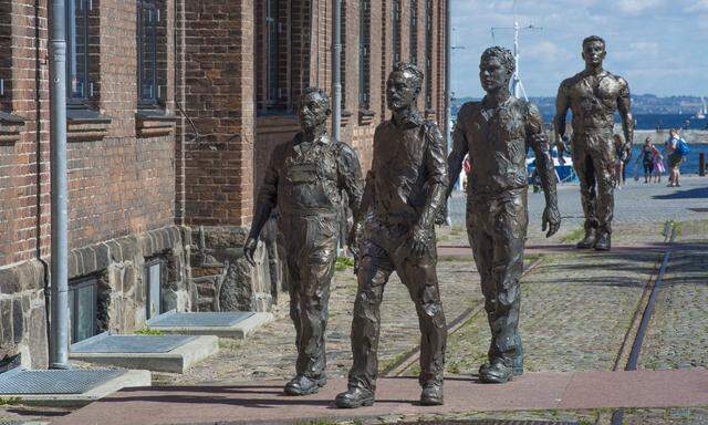 Helsingör, einst eine Stadt des Schiffbaus, setzte den Werftarbeitern ein Denkmal. 