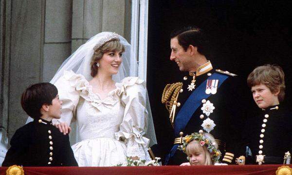 Charles und Diana hatten nur 120 Gäste beim Bankett.