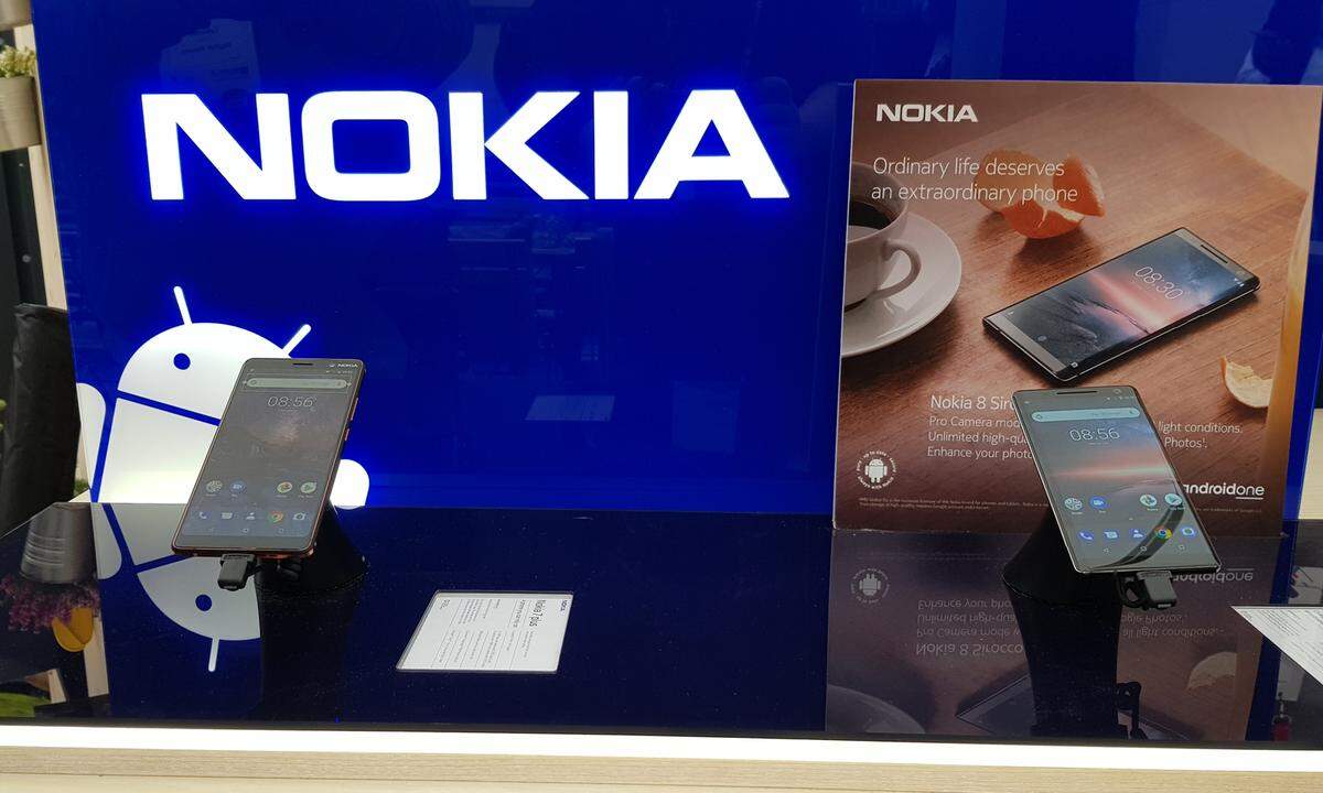 „Letztes Jahr haben wir den Menschen versprochen, dass wir alle Markenzeichen eines wahren Nokia-Telefonerlebnisses liefern und dass wir dem Vertrauen in die Marke Nokia gerecht werden", erklärte Pekka Rantala, Executive Vice President &amp; Chief Marketing Officer von HMD Global.