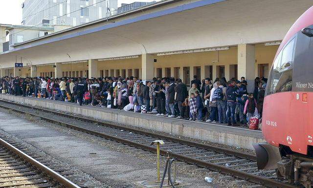 Flüchtlingsankunft am Wiener Westbahnhof. 