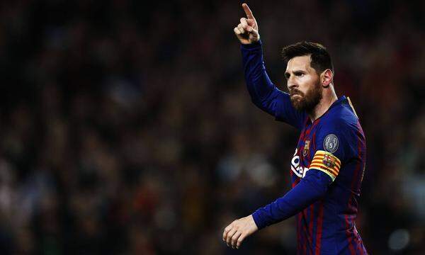 5 Tore in einem Spiel: Lionel Messi gelang 2012 als Erstem dieses Kunststück, beim 7:1 von Barcelona gegen Leverkusen. 2014 zog Luiz Adriano (Donezk) nach beim 7:0 in Borisow.  