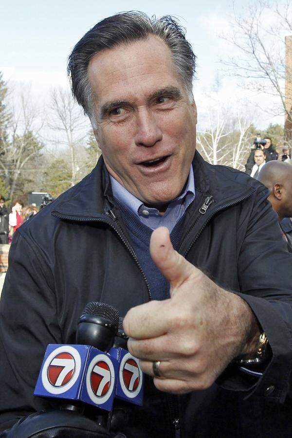 Im selben Jahr wird Romney zum 70. Gouverneur Massachusetts gewählt. Seine Wahl erregt Aufsehen, da der Staat als einer der liberalsten in den USA gilt und demokratische Kandidaten dort üblicherweise klare Vorsprünge vor ihren republikanischen Mitbewerbern erzielen.