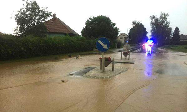 Überschwemmung in Rudersdorf im Burgenland.