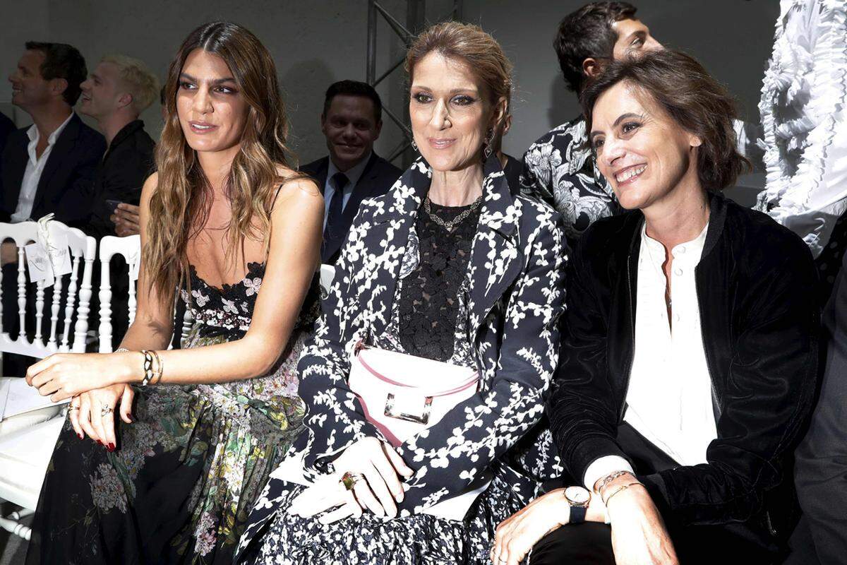 Celine Dion und Ines de la Fressange waren bei Giambattista Valli zu Gast.    