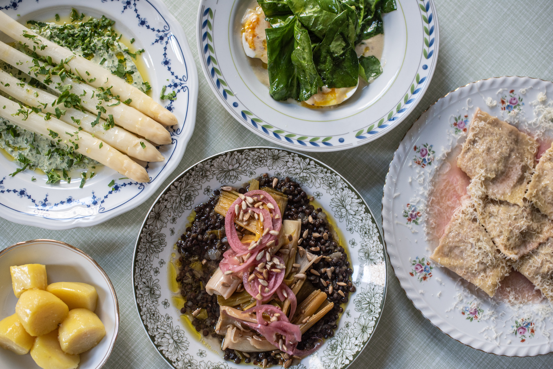 Restaurantkritik: Im Pomali tanzen zwei Frauen am Herd   [premium]