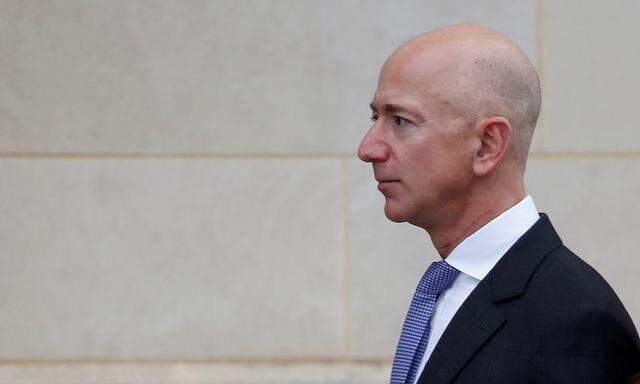 Er gründete das Unternehmen Amazon und ist Besitzer der „Washington Post“ – und will nun die unlautere Berichterstattung über seine Affäre bekämpfen: Jeff Bezos.