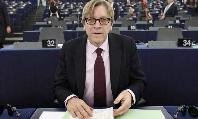 Der Belgier Guy Verhofstadt führt die liberale Fraktion im Europaparlament an – und möchte nun Schulz-Nachfolger werden.
