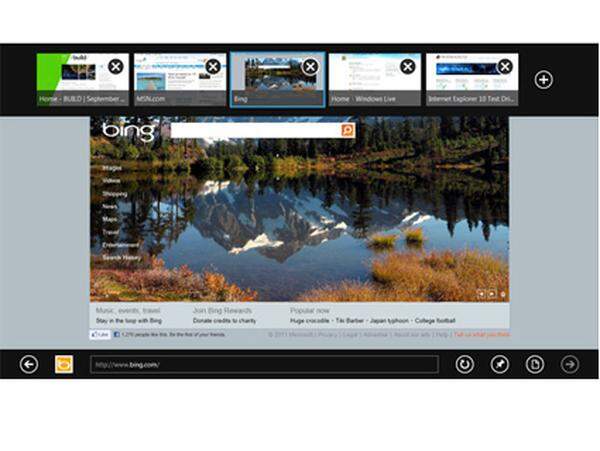 Neu ist auch der Internet Explorer 10, der sich ebenfalls gut auf Touchscreens bedienen lässt. Webseiten können direkt aus dem Browser heraus auf den Desktop geheftet werden.