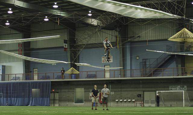 PedalHubschrauber flog Muskelkraft