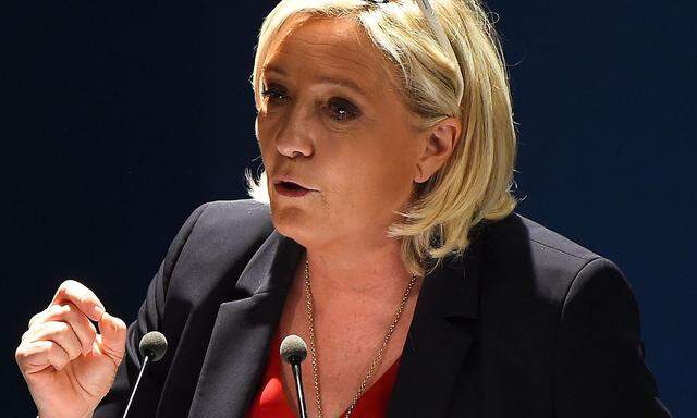 Der französische Rassemblement National (vormals Front National) unter Marine Le Pen zählt zu den traditionsreichsten Rechtsparteien in Europa