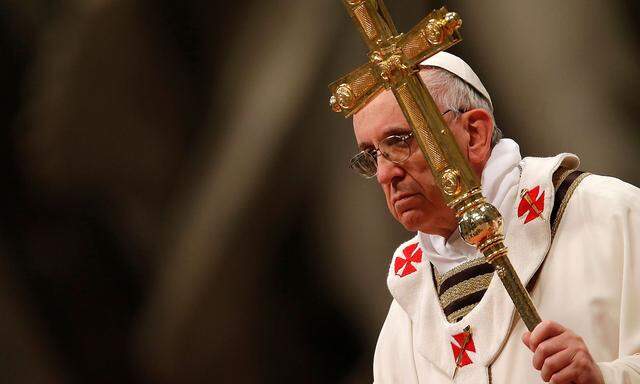 Papst Franziskus setzt eine Reihe von Maßnahmen gegen Missbrauch und Kinderpornografie in der katholischen Kirche um.