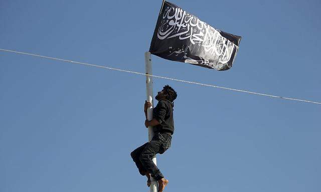 Ein Mitglied der islamistischen al-Nusra-Front