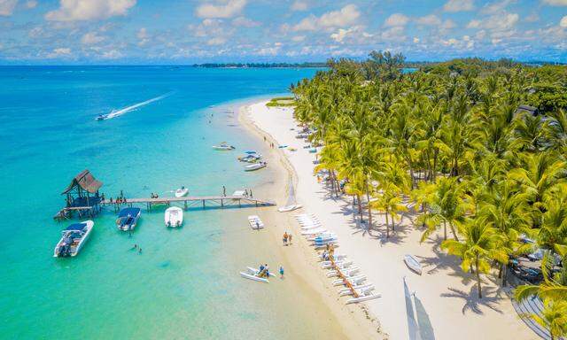 Am Ende der Reise checken Sie im Fünf-Sterne-Hotel Beachcomber Trou aux Biches ein und genießen die letzten fünf Tage Ihrer Reise am Strand.