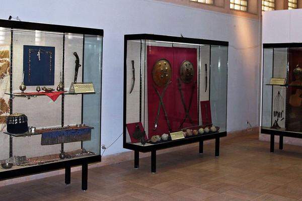 Zahlreiche Kulturgüter konnten immerhin vor dem IS noch rechtzeitig in Sicherheit gebracht werden. Teile des Museums der IS-Hochburg Mossul etwa befinden sich nun im erst kürzlich nach vielen Jahren wiedereröffneten Nationalmuseums in Bagdad.