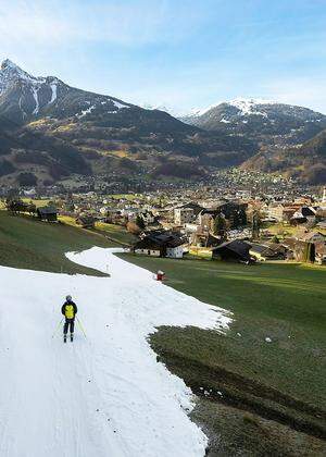 ++ THEMENBILD ++ VORARLBERG - SKITOURISMUS / NACHHALTIGKEIT / SPORT /SCHNEE / WINTER