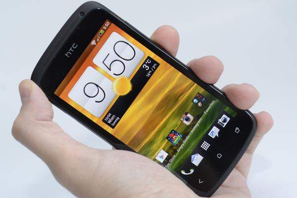 Das HTC One S ist das mittlere Gerät der neuen One-Serie, die für HTC einen Neustart im Android-Universum darstellt. Darüber ist das One X mit Vierkern-Prozessor angesiedelt, dennoch braucht sich das One S nicht verstecken.Zum vollständigen Testbericht >>>