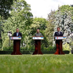 Während die Staats- und Regierungschefs von Rumänien, Italien, der Ukraine, Frankreich und Deutschland einander in Kiew trafen, reduzierte Russland die Gasexporte nach Europa.