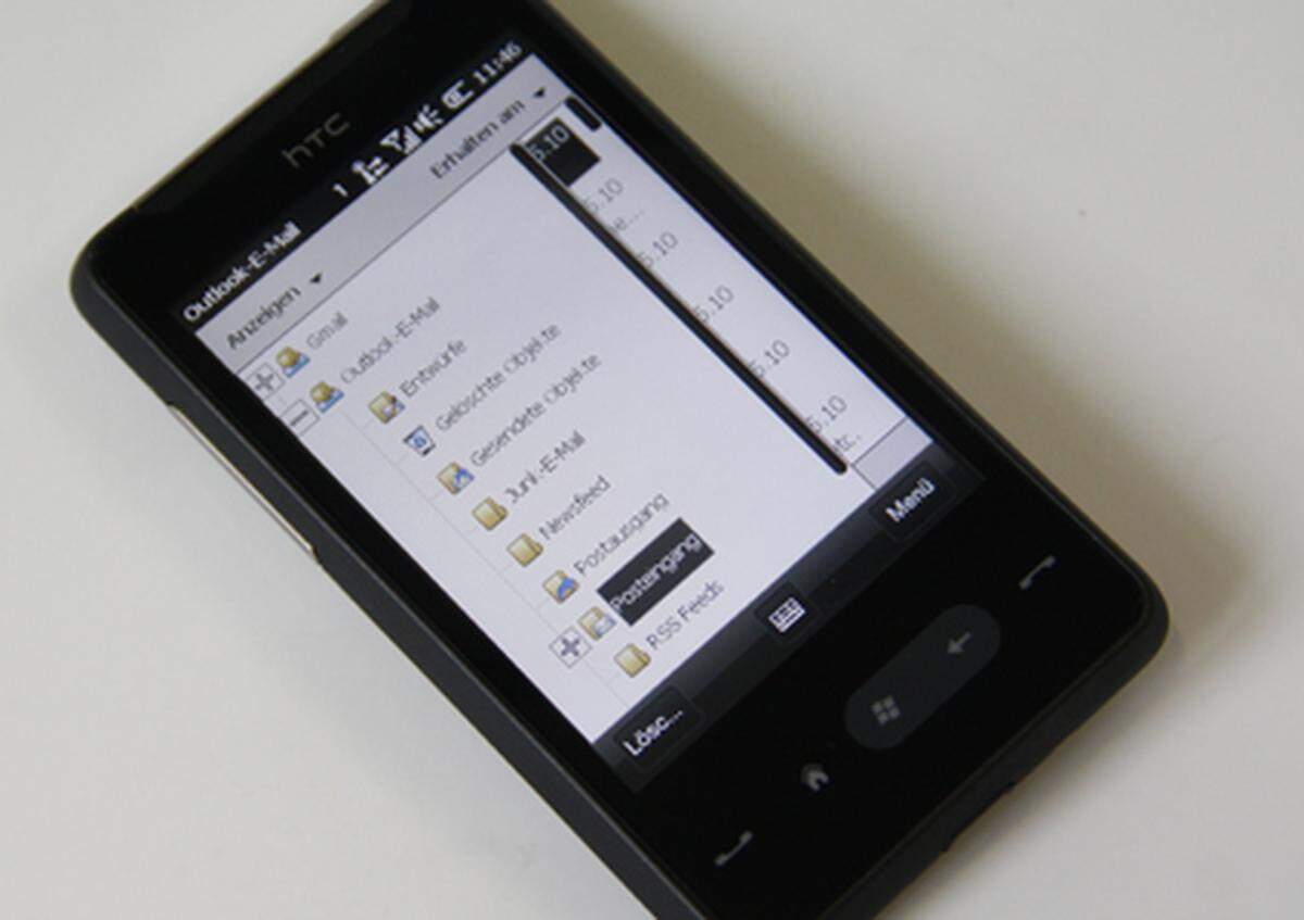 Hier zeigen sich die Stärken von Windows Mobile 6.5 beziehungsweise die Integration von Exchange. Für die Fingerbedienung ist diese klassische Ansicht aber nur bedingt geeignet. Ein Stylus, wie er bei anderen Windows-Mobile-Geräten mitgeliefert wird, ist beim HD Mini nicht vorgesehen.