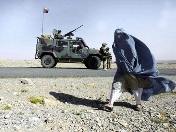 Die internationale Nato-Schutztruppe von Afghanistan (ISAF) ist wegen Kampfhandlungen und Anschlägen regelmäßig in den Schlagzeilen.