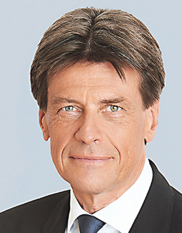 Mag. Herbert Houf, Präsident Kammer der Steuer­berater und Wirtschaftsprüfer