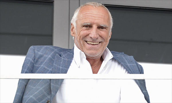 Didi Mateschitz hat als reichster Österreicher ein Vermögen von fünf Milliarden US-Dollar: Er wäre schon am zweiten Tag pleite, wenn er versuchen würde, die US-Neuverschuldung zu begleichen.