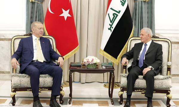 Iraks Präsident Abdul und der türkische Präsident Recep Tayyip Erdogan in Baghdad.