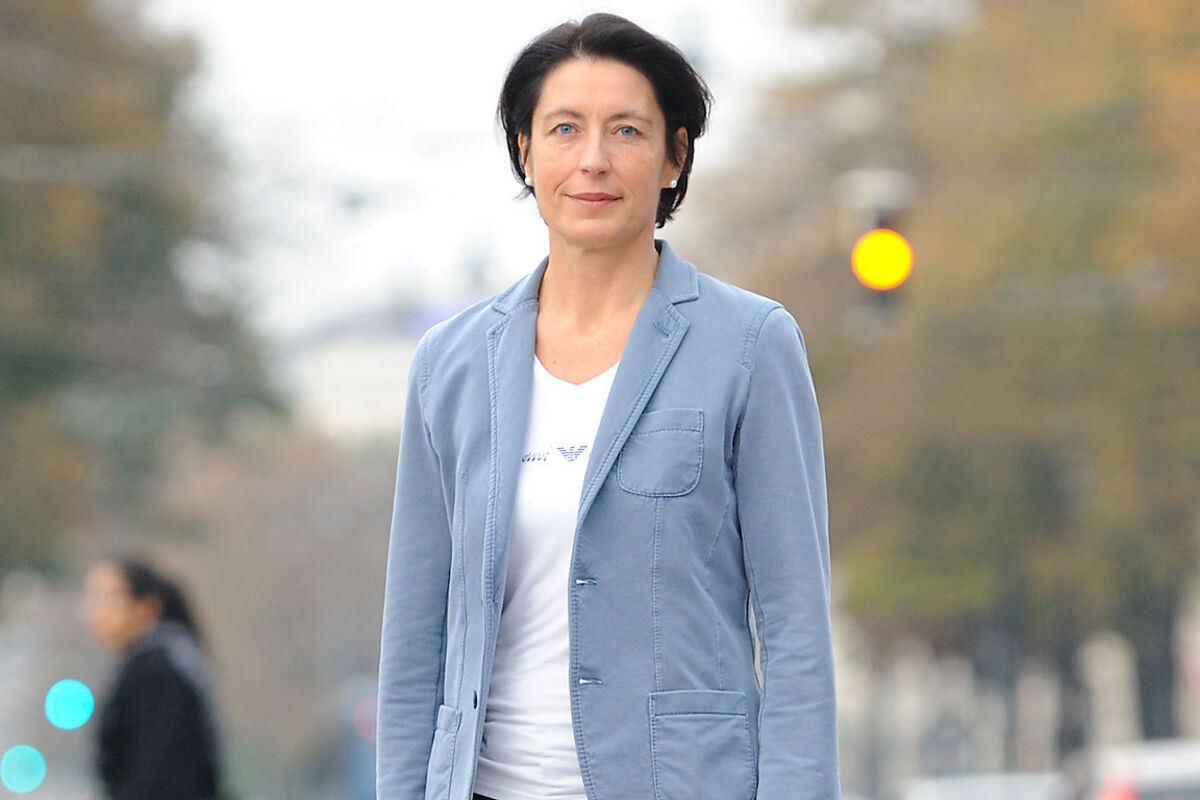 Schon zum zweiten Mal in der Liste der Spitzenverdiener ist Michaela Steinacker, die unter anderem für die Immobilienfirma Raiffeisen Evolution Project Development GmbH arbeitet. Außerdem hat Steinacker fünf ehrenamtliche Funktionen, darunter für das Wirtschaftsforum der Führungskräfte Niederösterreich und den Verein Freunde der Albertina.