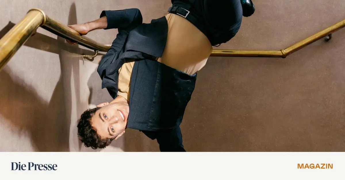 -Einmal-sang-ich-ein-Konzert-vor-neun-Leuten-und-zwei-davon-gingen-premium-