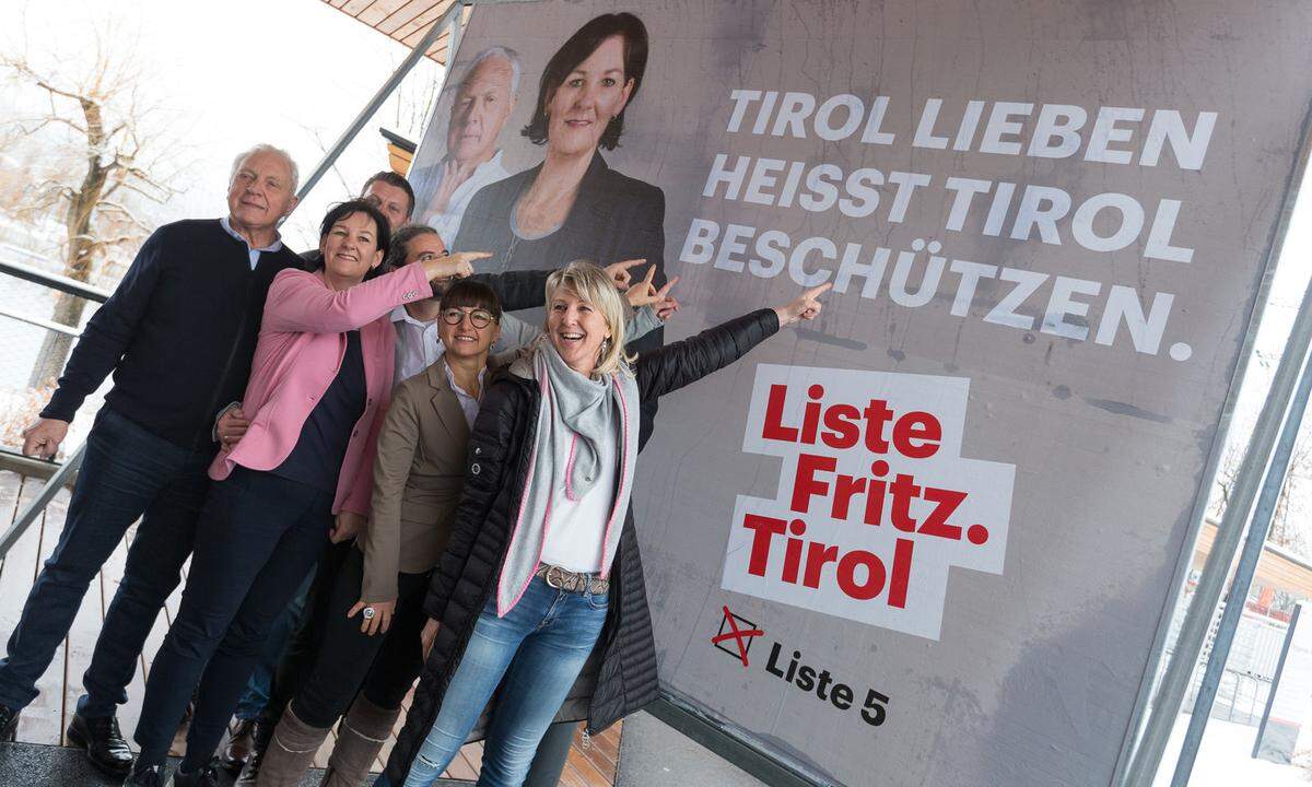 War Haselwanter-Schneider bei der Wahl 2013 noch ausgezogen, um eine ÖVP-Regierung zu verhindern, verschrieb sie sich im Wahlkampf 2018 ganz der Oppositionsrolle und bezeichnete die Liste Fritz als "die Kontrollpartei" im Tiroler Landtag. Ziel sei es, für "die kleinen Leuten" zu kämpfen, gab sie mehrfach als Parole aus. 