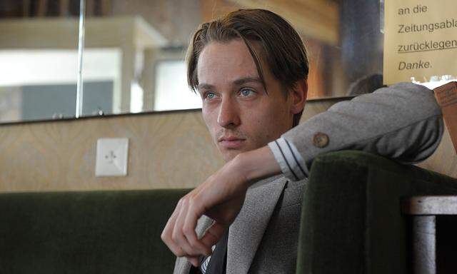 Tom Schilling