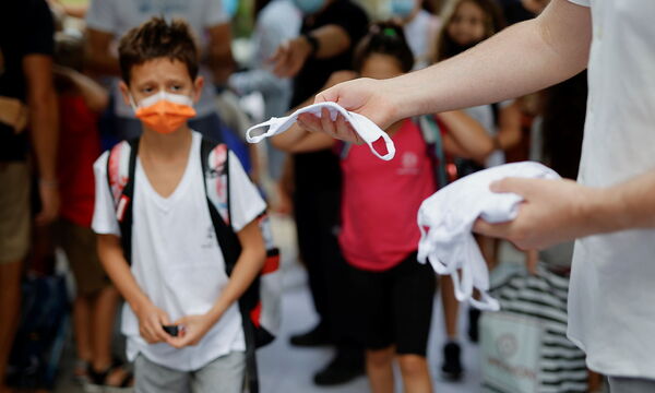 Schon am Donnerstag könnte die Corona-Kommission die Schulen in die höchste Risikostufe heben.