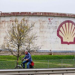 Auch Ölkonzerne wie Shell geben gerne grüne Anleihen aus. 