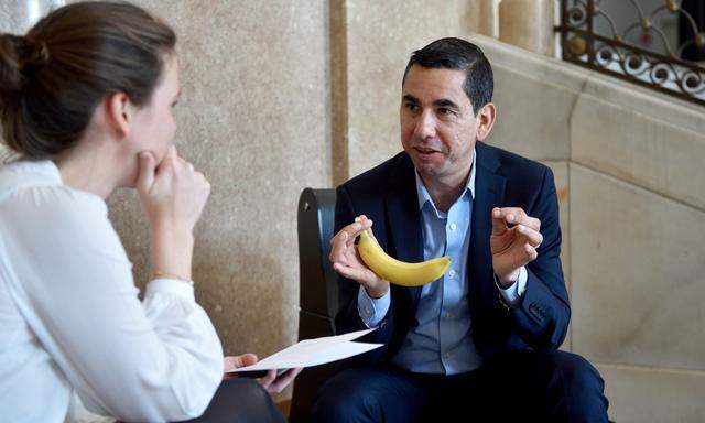 Soto Abril will den Bauern hinter der Fairtrade-Banane greifbar machen. 