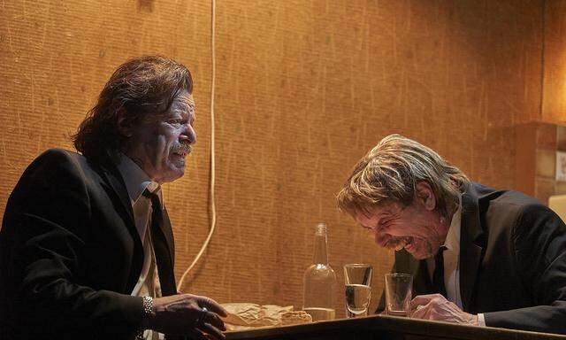 Böse Clowns: Roland Koch (links) und Michael Maertens brillieren in Martin McDonaghs Kammerspiel.