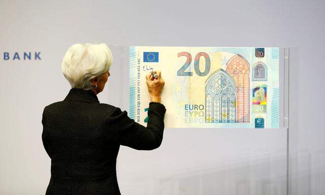 Noch bekämpft EZB-Chefin Christine Lagarde den Anstieg des Euro nicht.