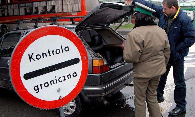 POLAND UKRAINE BORDER