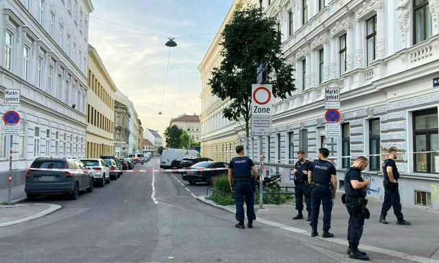 Am Yppenplatz in Wien-Ottakring ist es am Sonntagabend, 14. Juli 2024 zu einem Großeinsatz der Polizei gekommen.