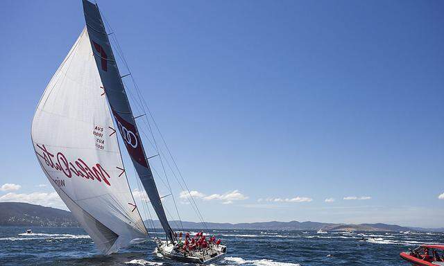 AUSTRALIA SYDNEY TO HOBART FINISH