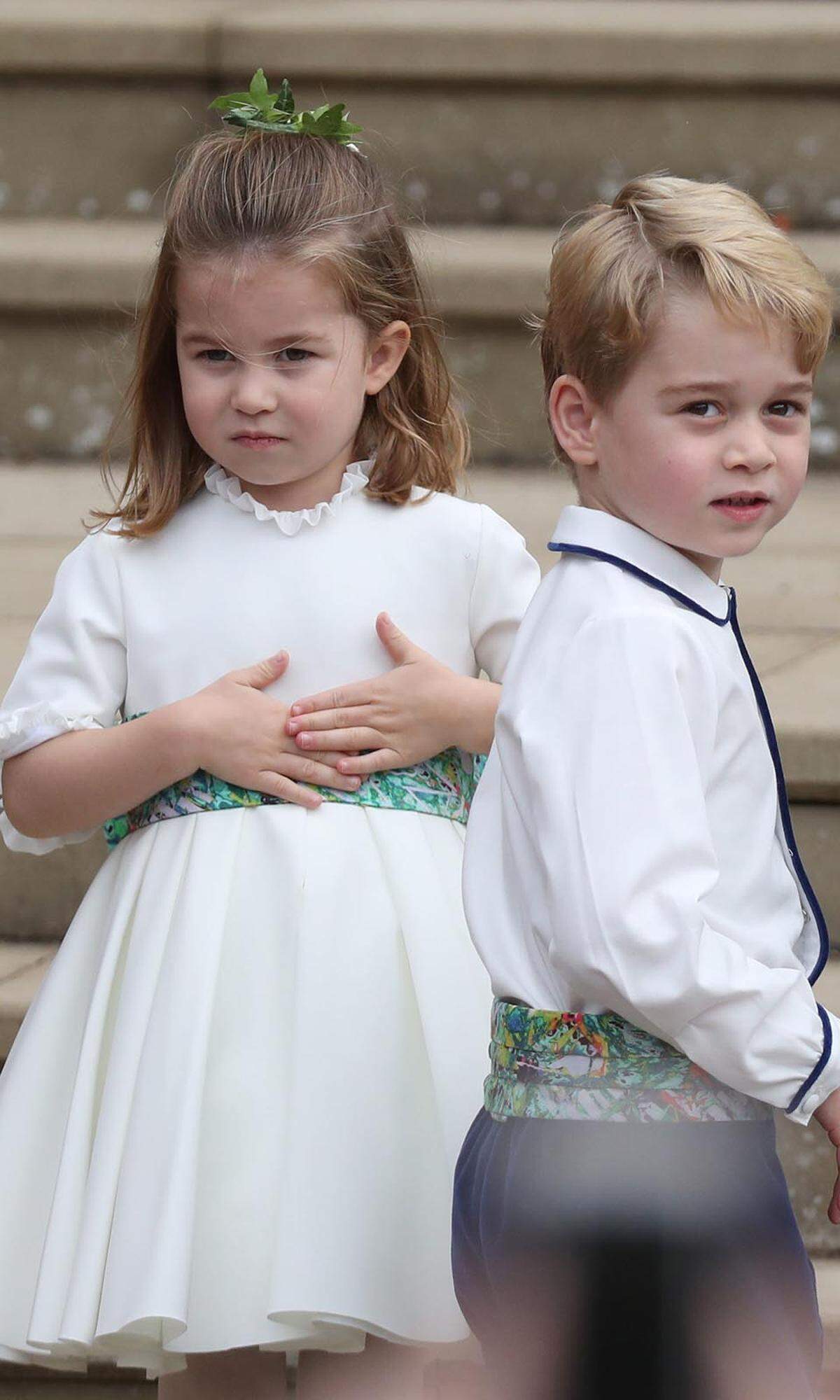Im Auftrag der Braut: Auch bei der Hochzeit von Prinzessin Eugenie und Jack Brooksbank waren Prinz George und seine Schwester Prinzessin Charlotte als Blumenkinder im Einsatz.