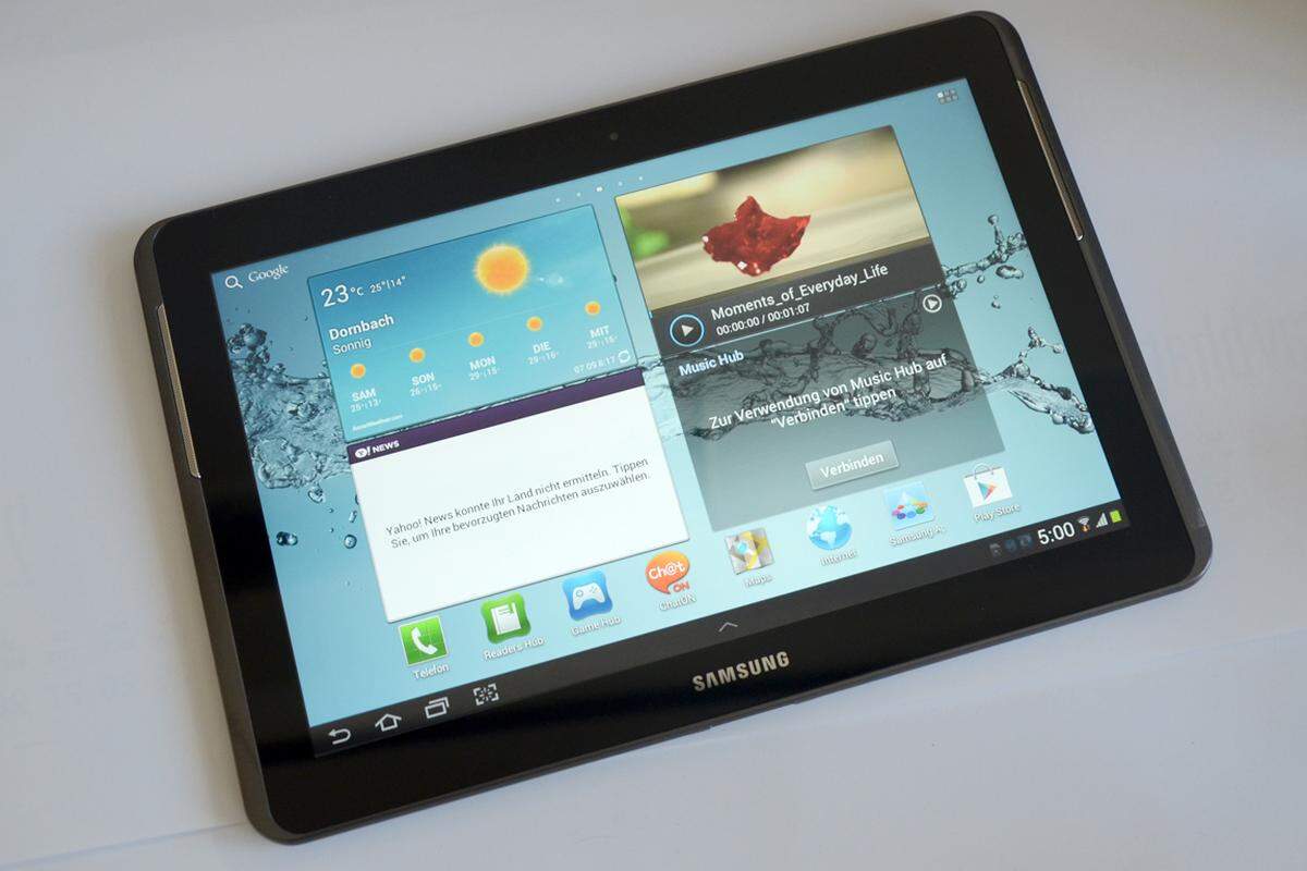 Samsungs Galaxy Tab 2 10.1 unterscheidet sich nur wenig von Vorgänger. Neu ist der schmale Rahmen um das Display, der auch die Lautsprecher fasst.